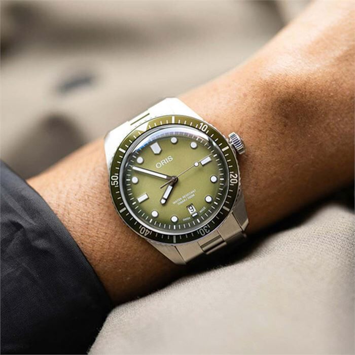 Oris Divers Sixty-Five Date – 01 733 7707 4057-07 8 20 18
