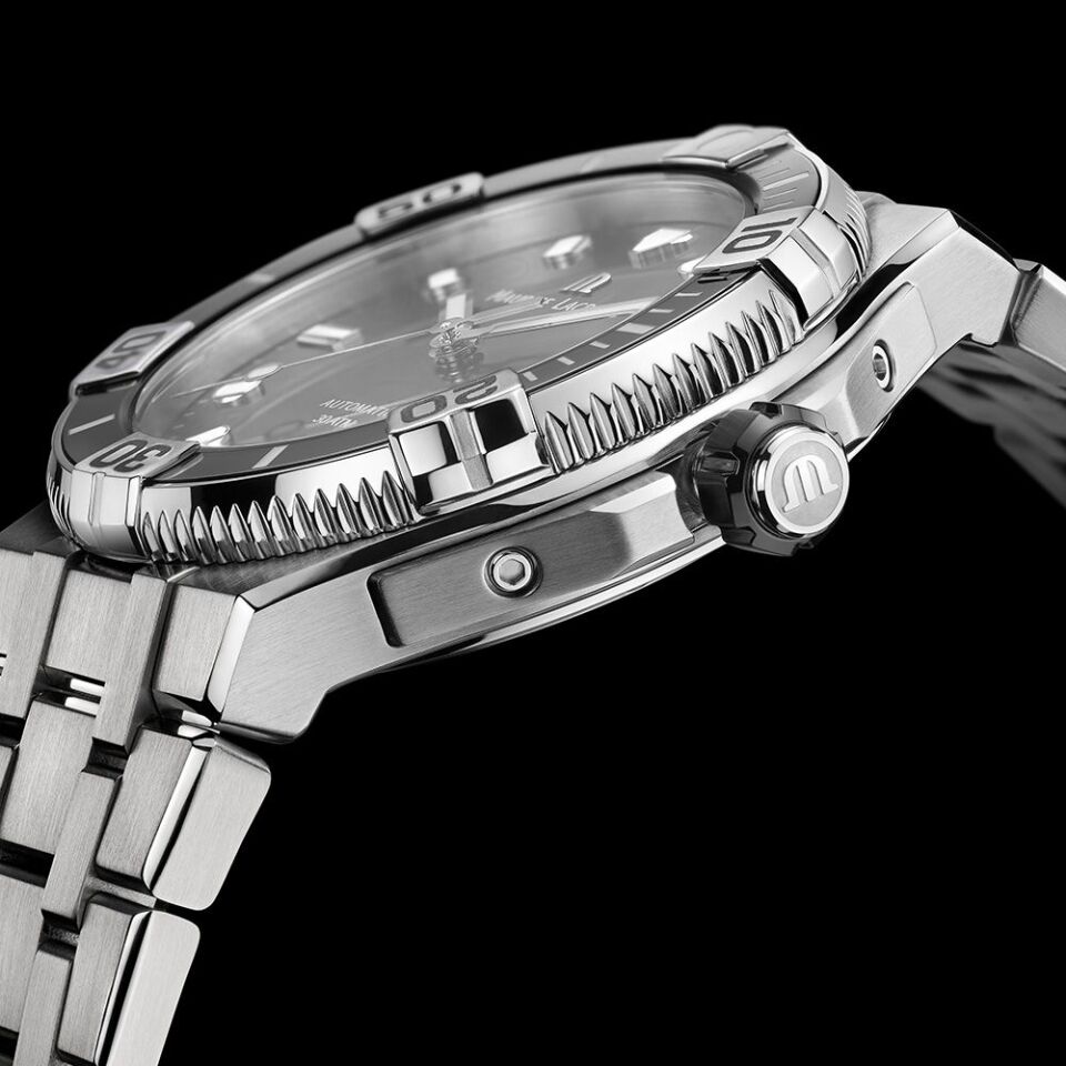 Maurice Lacroix AIKON Venturer Automatic Siyah Kadran Erkek Kol Saati ML–AI6058SS002-330-2